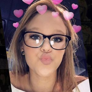 Meet your Posher, Katelyn